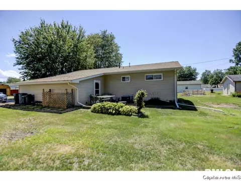 804 E Seventh St, Pana, IL 62557 photo 20