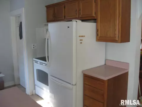 413 E Cross St, Springfield, IL 62703 photo 9