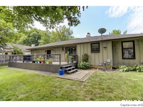 113 Pinehurst Dr, Springfield, IL 62704 photo 5
