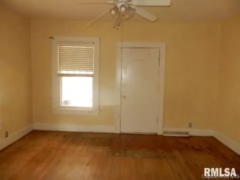1714 S 7th Street St, Springfield, IL 62703 photo 2