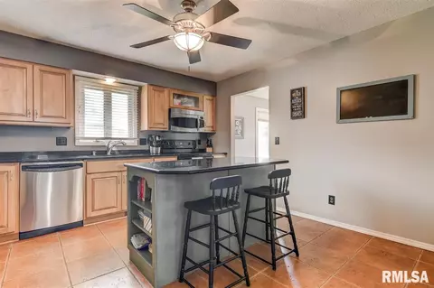 2724 Arrowhead Dr, Springfield, IL 62702 photo 10