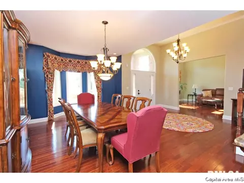 507 Chatsworth Ct, Springfield, IL 62711 photo 7