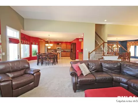 507 Chatsworth Ct, Springfield, IL 62711 photo 5
