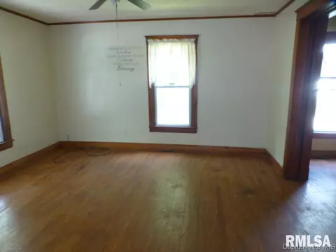 1454 N 8th St, Springfield, IL 62702 photo 6