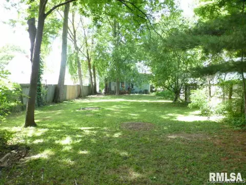1454 N 8th St, Springfield, IL 62702 photo 13
