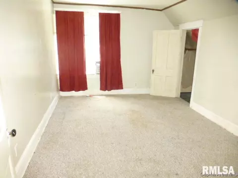1454 N 8th St, Springfield, IL 62702 photo 11