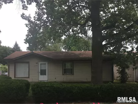 1852 Honeysuckle, Springfield, IL 62703 photo 1