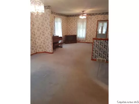 1228 N Ledlie Ave, Springfield, IL 62702 photo 9