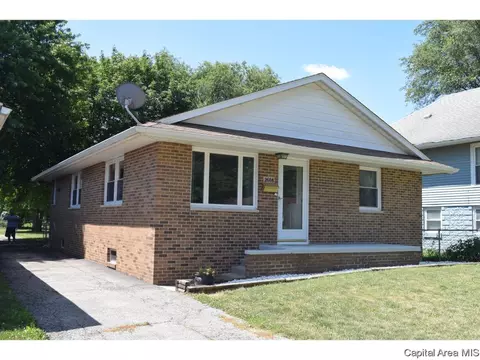 2608 E Keys Ave, Springfield, IL 62702 photo 2