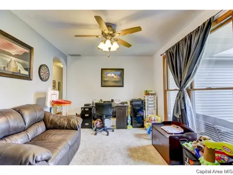 3064 Buena Vista Dr, Springfield, IL 62707 photo 11