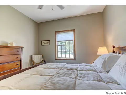 2305 Lake Crest Dr, Springfield, IL 62712 photo 28