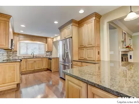 7 Wildwood, Springfield, IL 62704 photo 11