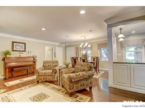 7 Wildwood, Springfield, IL 62704 photo 17