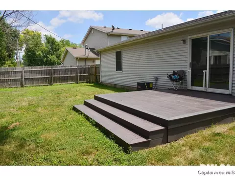 2165 Watch, Springfield, IL 62702 photo 4