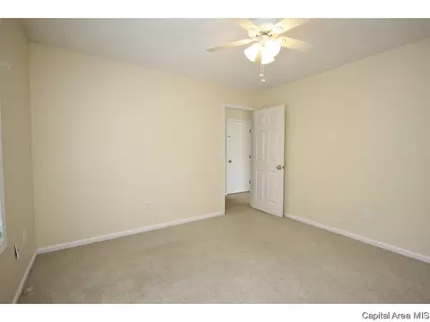 1708 Devonwood Dr, Springfield, IL 62704 photo 22
