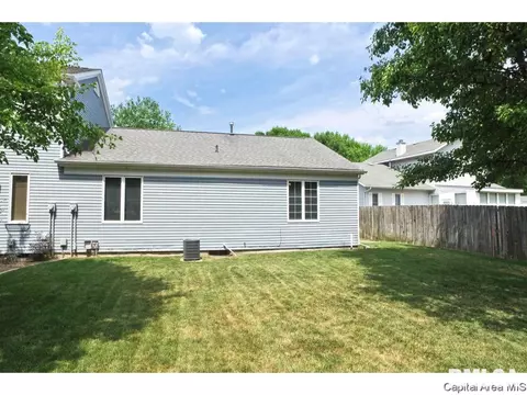 1708 Devonwood Dr, Springfield, IL 62704 photo 33