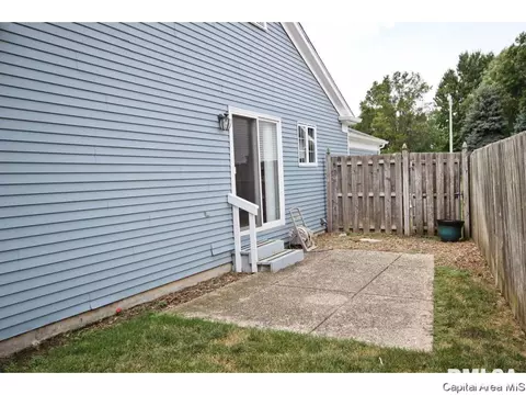 1708 Devonwood Dr, Springfield, IL 62704 photo 31