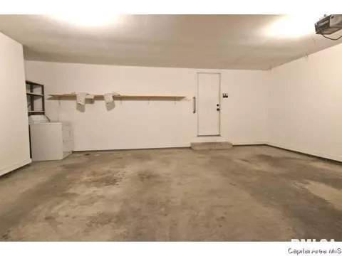 1708 Devonwood Dr, Springfield, IL 62704 photo 28