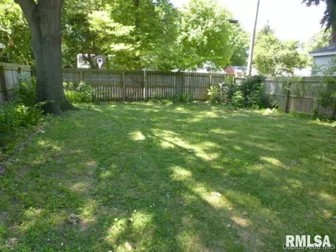 2235 Holmes Ave, Springfield, IL 62704 photo 12