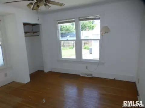 2235 Holmes Ave, Springfield, IL 62704 photo 5