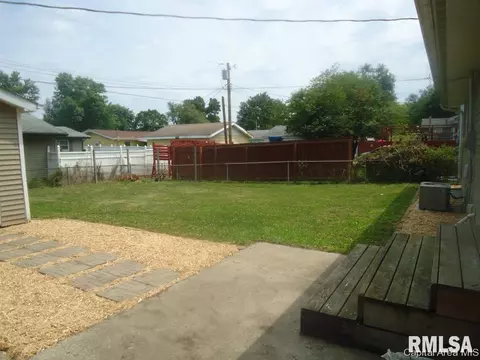 2257 Watch Ave, Springfield, IL 62702 photo 22