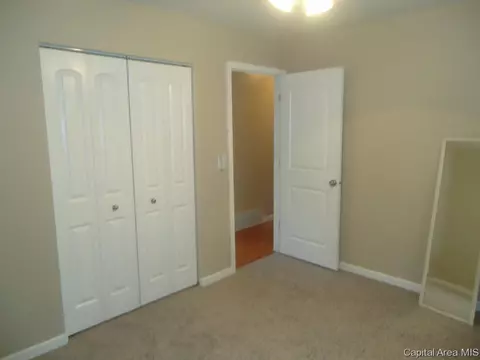 2257 Watch Ave, Springfield, IL 62702 photo 11