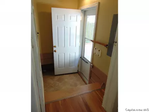2313 Holmes Ave, Springfield, IL 62704 photo 24