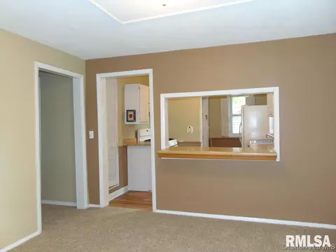 2313 Holmes Ave, Springfield, IL 62704 photo 17
