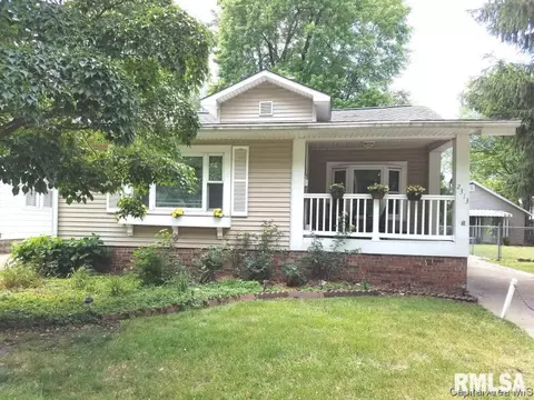2313 Holmes Ave, Springfield, IL 62704 photo 2