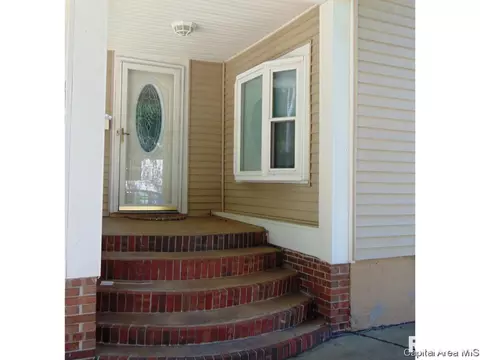 2313 Holmes Ave, Springfield, IL 62704 photo 3