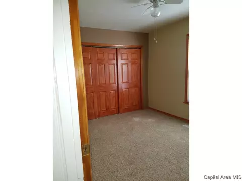2313 Holmes Ave, Springfield, IL 62704 photo 14
