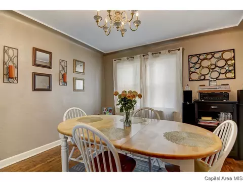 2528 S 6th St, Springfield, IL 62703 photo 10