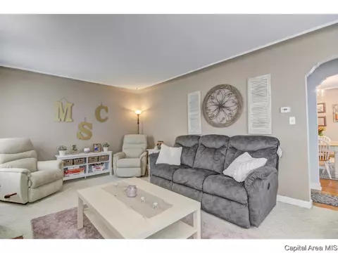 2528 S 6th St, Springfield, IL 62703 photo 6