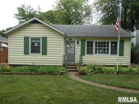 2312 S State St, Springfield, IL 62704 photo 1