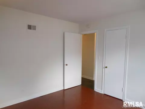 2312 S State St, Springfield, IL 62704 photo 18