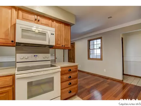 2217 Croydon Dr, Springfield, IL 62703 photo 7
