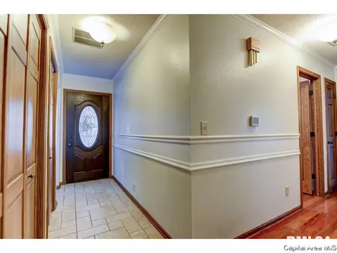 2217 Croydon Dr, Springfield, IL 62703 photo 3
