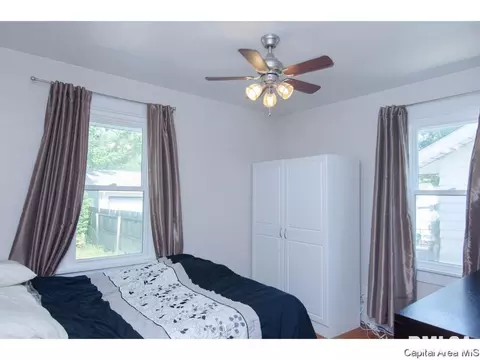 2016 Holmes Ave, Springfield, IL 62704 photo 11