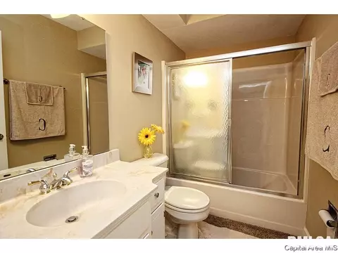 2012 Jeanette Ln #A, Springfield, IL 62702 photo 25