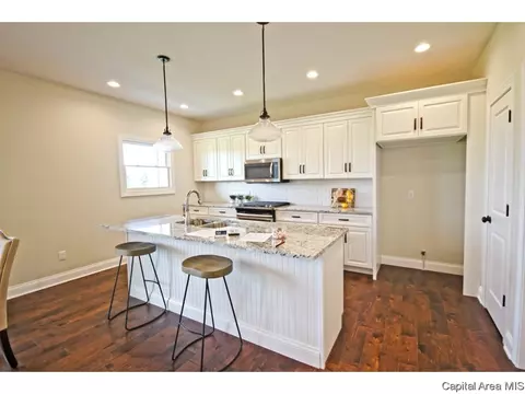 4643 Thompson Rd, Springfield, IL 62711 photo 9