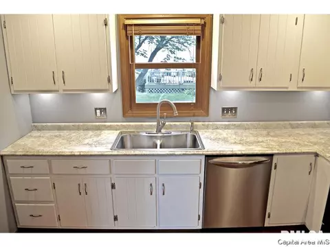 5276 Buford, Springfield, IL 62703 photo 9