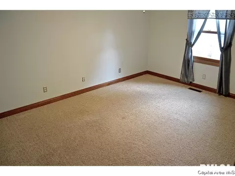 5276 Buford, Springfield, IL 62703 photo 16