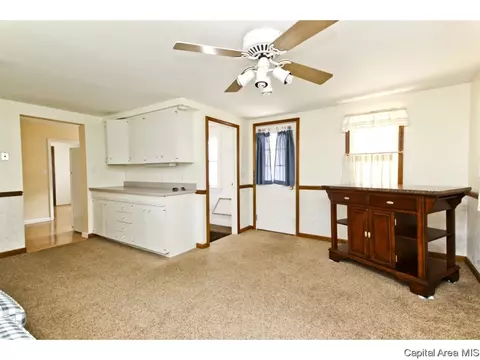 2013 S Douglas Ave, Springfield, IL 62704 photo 9