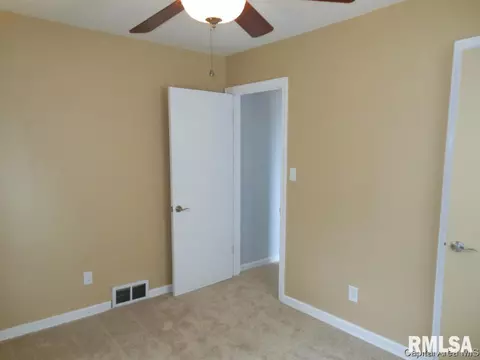 2343 S State, Springfield, IL 62704 photo 15