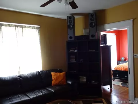 1101 N 6th St, Springfield, IL 62702 photo 5