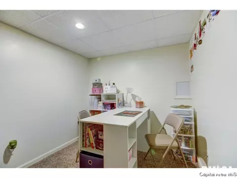 2013 Claremont, Springfield, IL 62703 photo 21