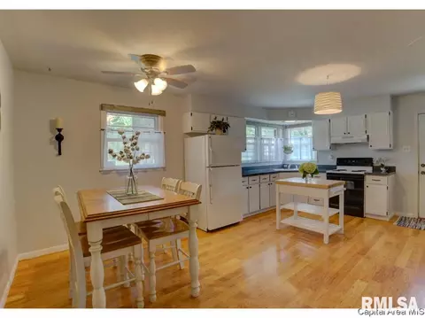 77 Adloff Ln, Springfield, IL 62703 photo 7
