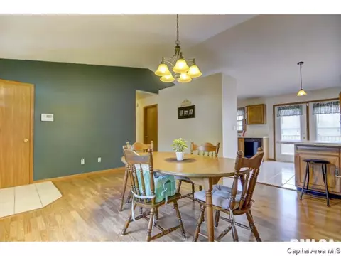 3021 Dunwich, Springfield, IL 62702 photo 3