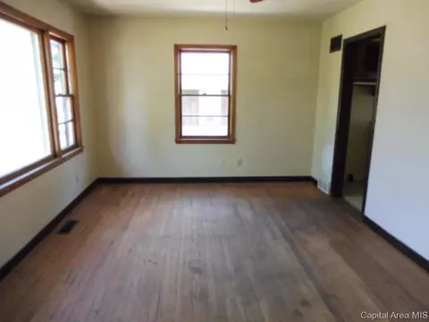 24 St Cabrini Ct, Springfield, IL 62702 photo 2