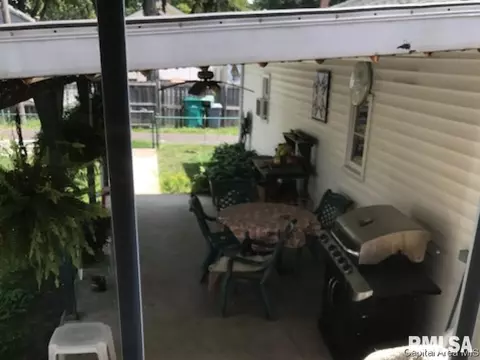 2032 N 7th St, Springfield, IL 62702 photo 3